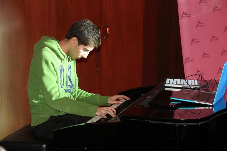 AUB's Got Talent 2015